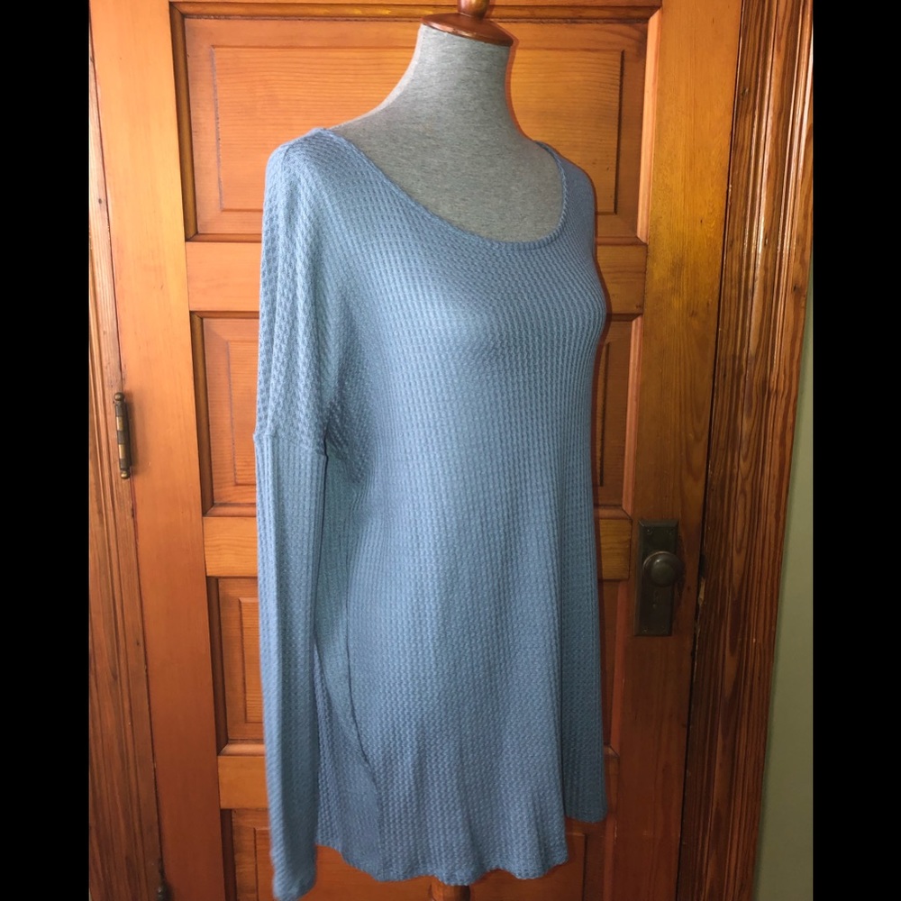 Amelia James OverSized Waffle Light LongSleeve Top